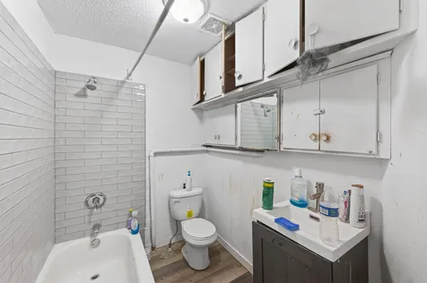 2210 Oakland Avenue Minneapolis MN 55404