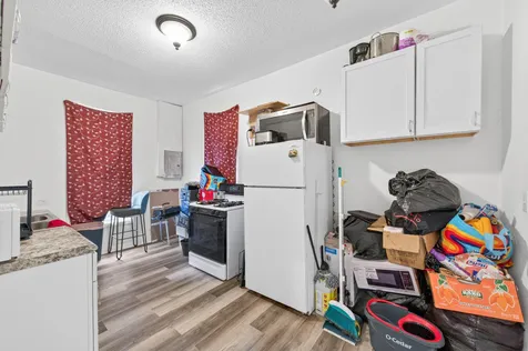 2210 Oakland Avenue Minneapolis MN 55404