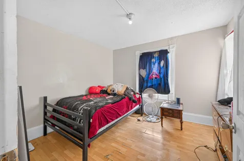 2210 Oakland Avenue Minneapolis MN 55404