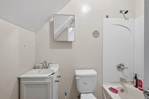 2210 Oakland Avenue Minneapolis MN 55404