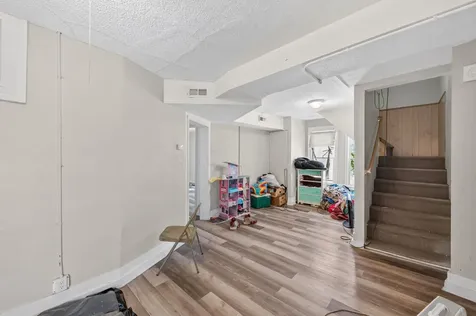 2210 Oakland Avenue Minneapolis MN 55404