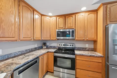 11295 50th Place N Plymouth MN 55442