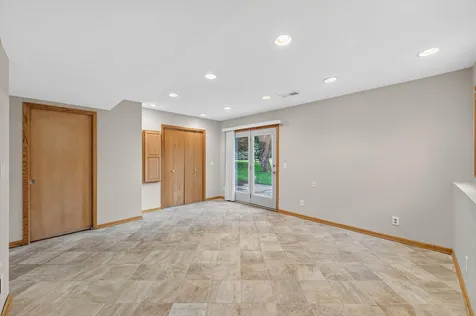 11295 50th Place N Plymouth MN 55442