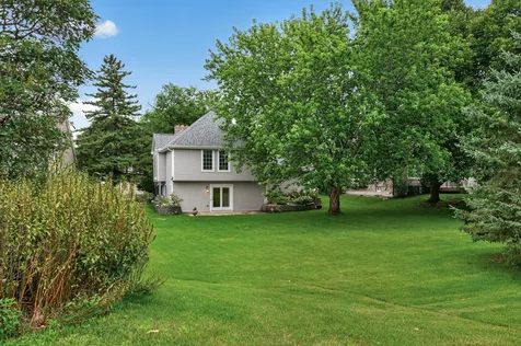 11295 50th Place N Plymouth MN 55442