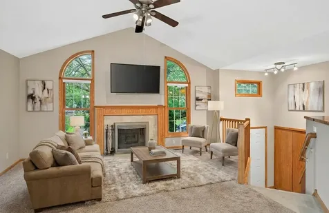 11295 50th Place N Plymouth MN 55442
