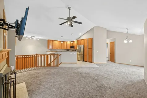 11295 50th Place N Plymouth MN 55442
