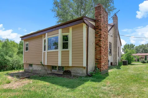 461 Birch Street Circle Pines MN 55014