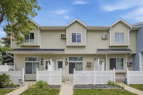 3709 10th Street N Fargo ND 58102