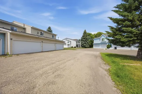 3709 10th Street N Fargo ND 58102
