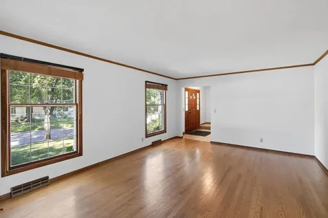 8906 138th Street Court Apple Valley MN 55124
