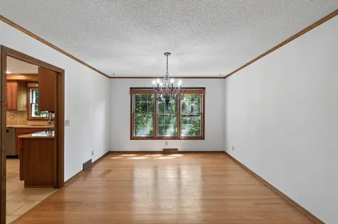 8906 138th Street Court Apple Valley MN 55124