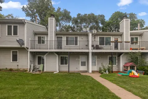 1413 Farrington Street Saint Paul MN 55117