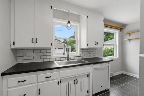 1081 Saint Paul Avenue Saint Paul MN 55116