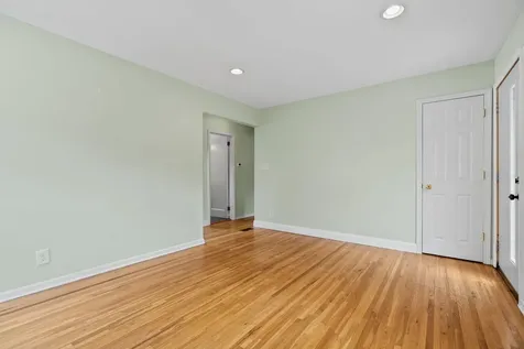 1081 Saint Paul Avenue Saint Paul MN 55116