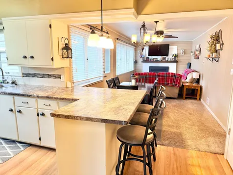 607 Edgewood Avenue Albert Lea MN 56007