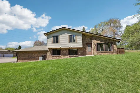 13400 Pepperwood Circle Minnetonka MN 55305