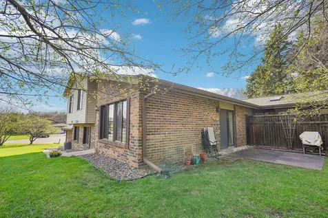 13400 Pepperwood Circle Minnetonka MN 55305