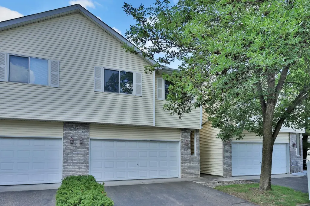 2674 Cutters Grove Circle Anoka MN 55303
