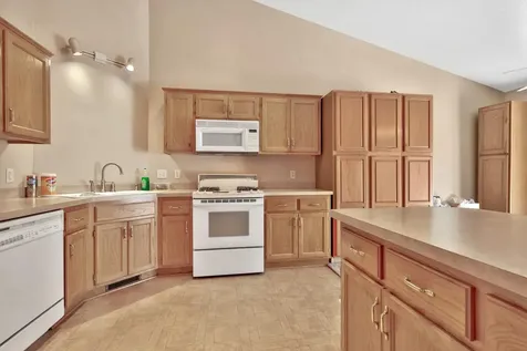2674 Cutters Grove Circle Anoka MN 55303