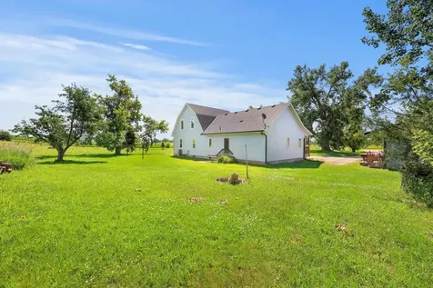 1560 60th Street NE Murdock MN 56271
