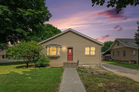 920 N Spring Street Luverne MN 56156