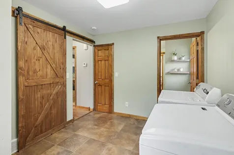 920 N Spring Street Luverne MN 56156