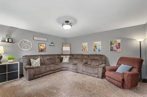 920 N Spring Street Luverne MN 56156