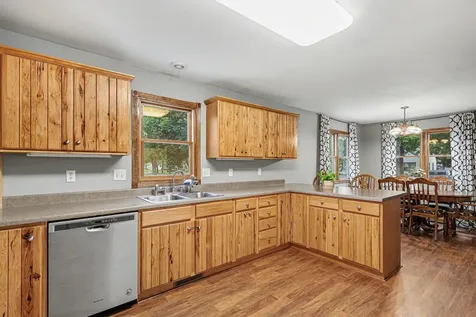 920 N Spring Street Luverne MN 56156