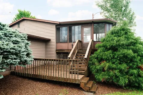 705 S 14th Street La Crescent MN 55947
