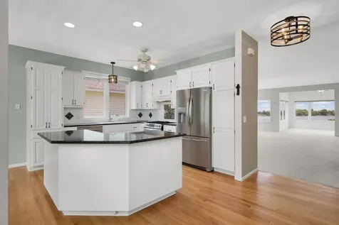 2710 Wilds Lane NW Prior Lake MN 55372