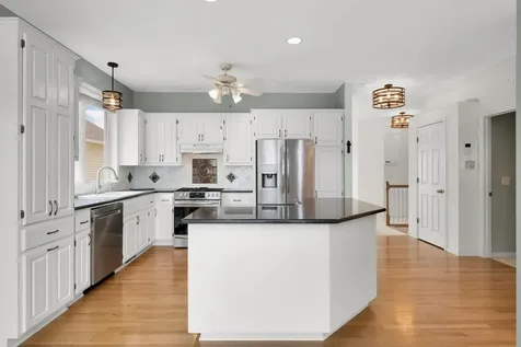 2710 Wilds Lane NW Prior Lake MN 55372