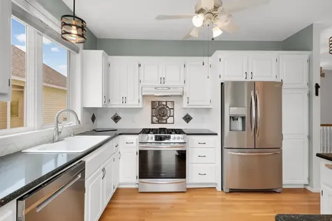 2710 Wilds Lane NW Prior Lake MN 55372