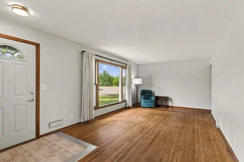 45 21st Avenue N Hopkins MN 55343