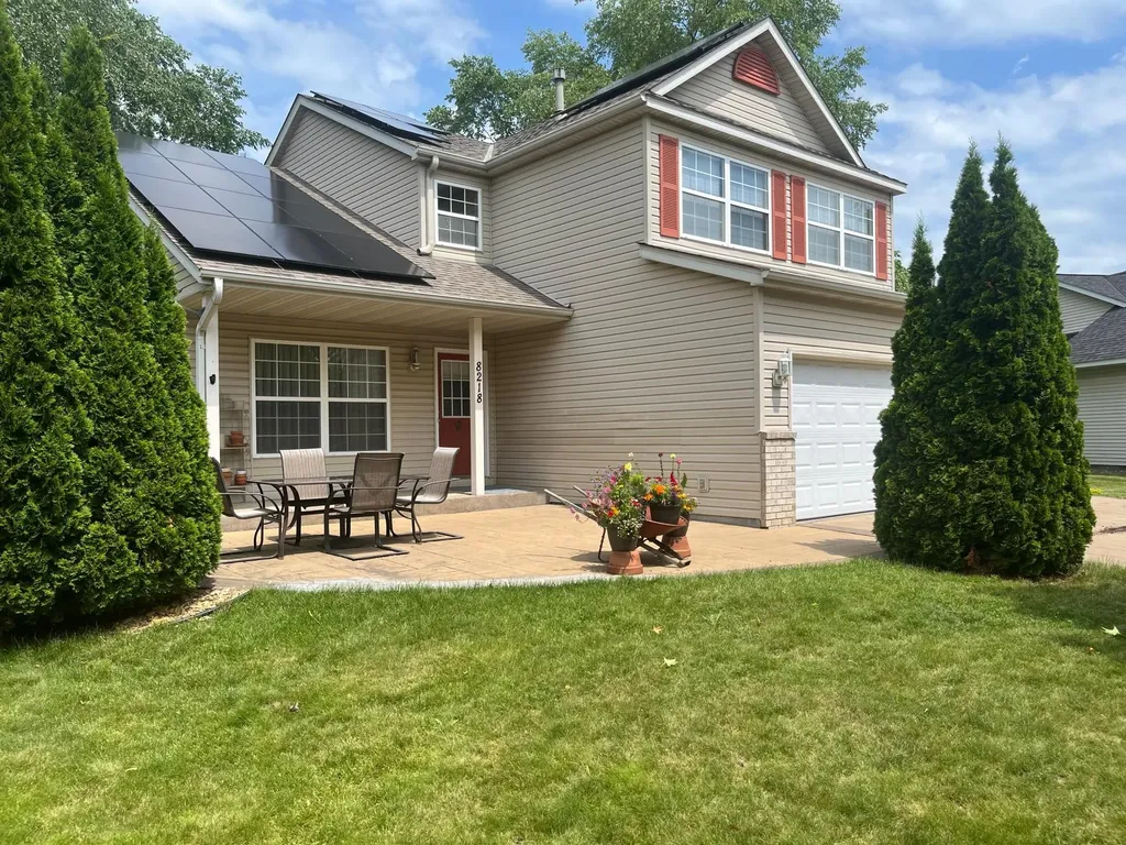 8218 Lori Lane Woodbury MN 55125