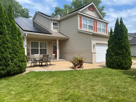 8218 Lori Lane Woodbury MN 55125