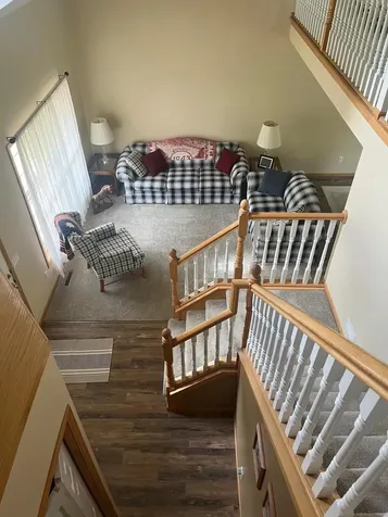 8218 Lori Lane Woodbury MN 55125