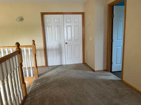 8218 Lori Lane Woodbury MN 55125