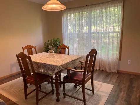 8218 Lori Lane Woodbury MN 55125