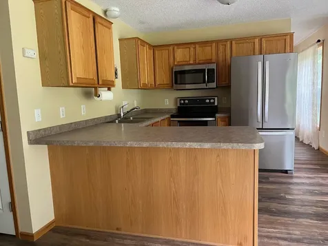 8218 Lori Lane Woodbury MN 55125