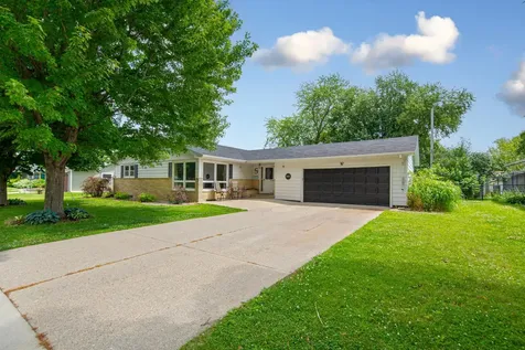 1007 Truman Avenue Owatonna MN 55060