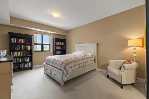 100 3rd Avenue S Minneapolis MN 55401