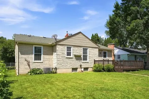 928 2nd Avenue E Shakopee MN 55379