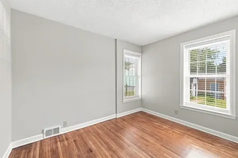 928 2nd Avenue E Shakopee MN 55379