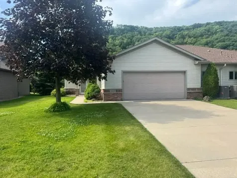 669 Crimson Way Lake City MN 55041