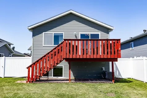 2121 10th Street W West Fargo ND 58078