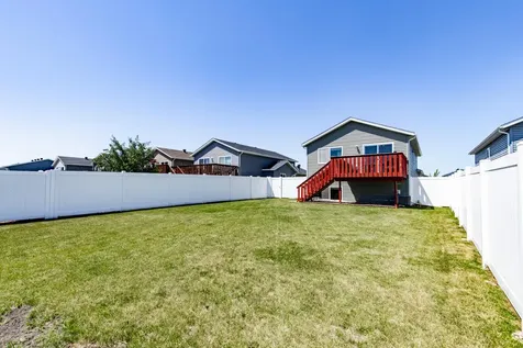 2121 10th Street W West Fargo ND 58078