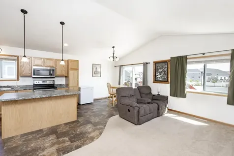 2121 10th Street W West Fargo ND 58078