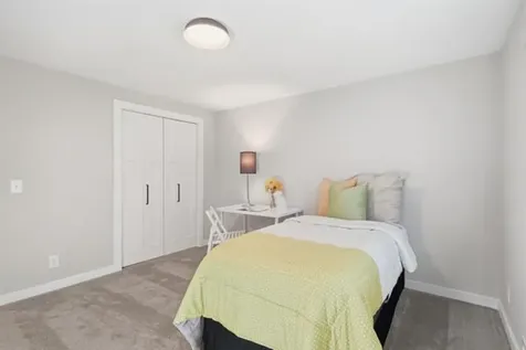 17015 24th Avenue N Plymouth MN 55447