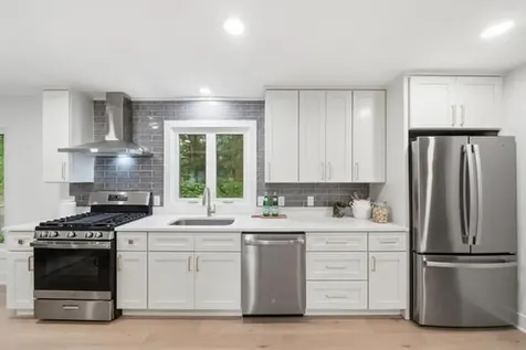 17015 24th Avenue N Plymouth MN 55447