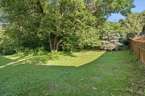 17015 24th Avenue N Plymouth MN 55447